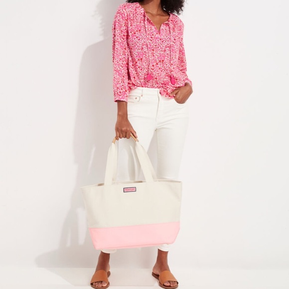 Vineyard Vines Among The Flowers Savannah Popover Pink Floral Small - Picture 9 of 9